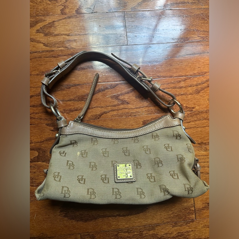 Dooney & Bourke Tan Logo-Print Shoulder Bag - Picture 3 of 5
